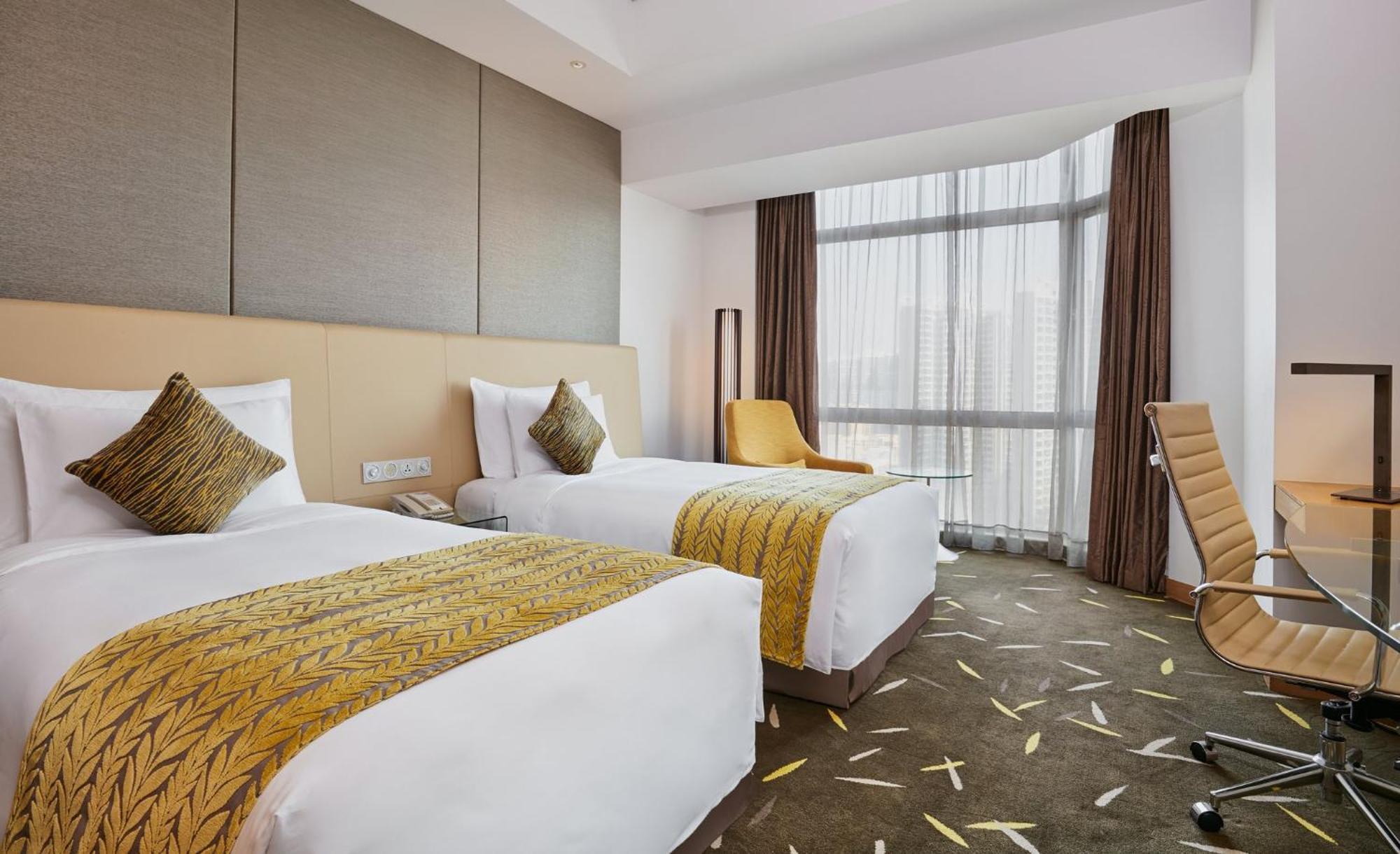 Crowne Plaza Zhongshan Wing On City By Ihg Екстер'єр фото